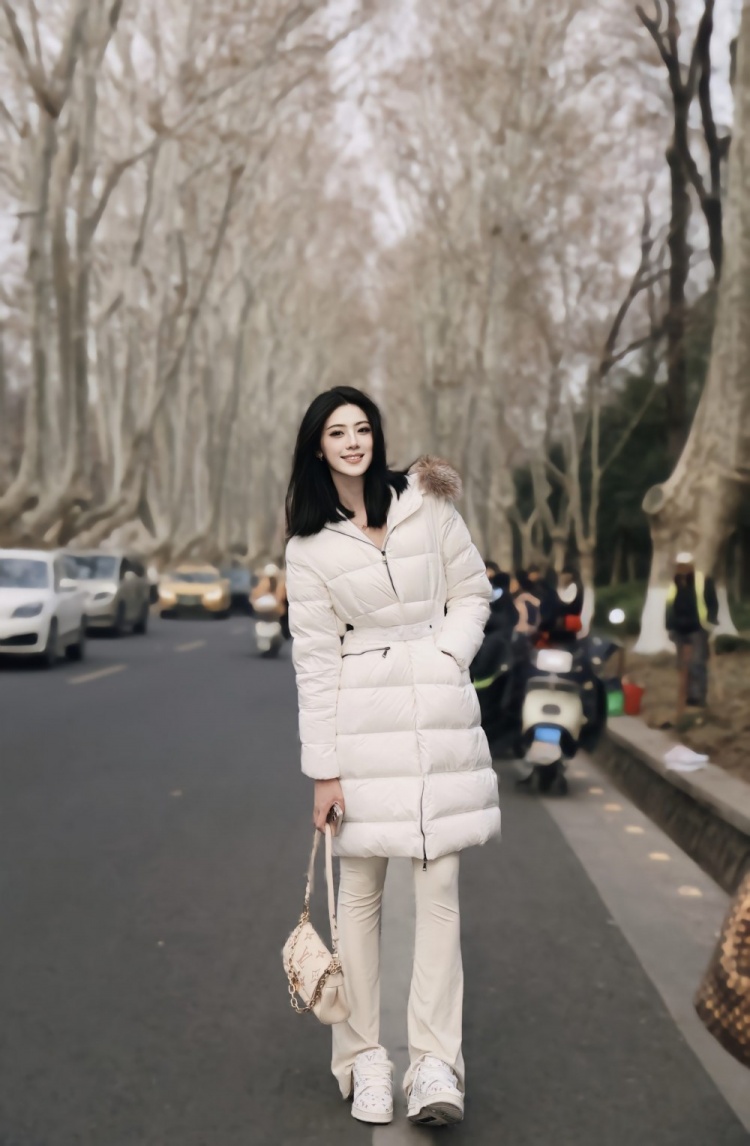  煙雨下江南！卓識(shí)游南京：卿言一句梧桐美 吾種梧桐滿京城