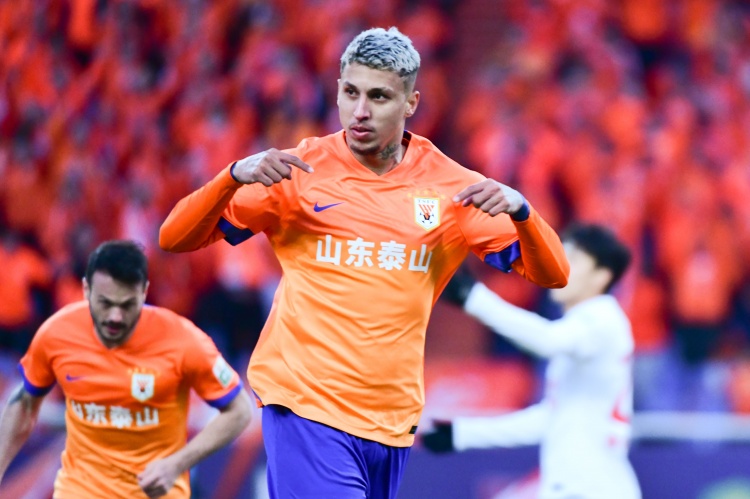  克雷桑：今天我們有理由慶祝，五外援對提升勝率會有非常大的幫助
