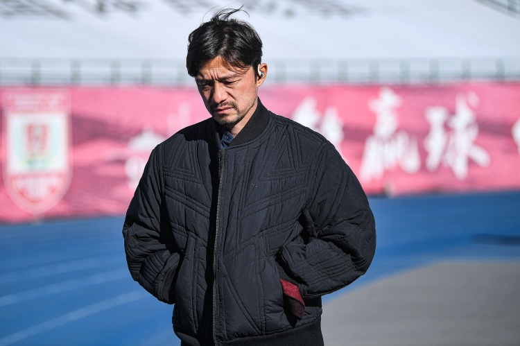  兩隊(duì)均三連敗開局！足球報(bào)談亞泰vs三鎮(zhèn)：亞泰力爭(zhēng)打好第一個(gè)主場(chǎng)